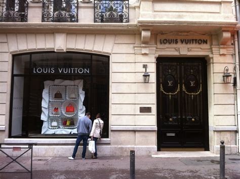 louis vuitton marseille marseille|Find Louis Vuitton Stores in France .